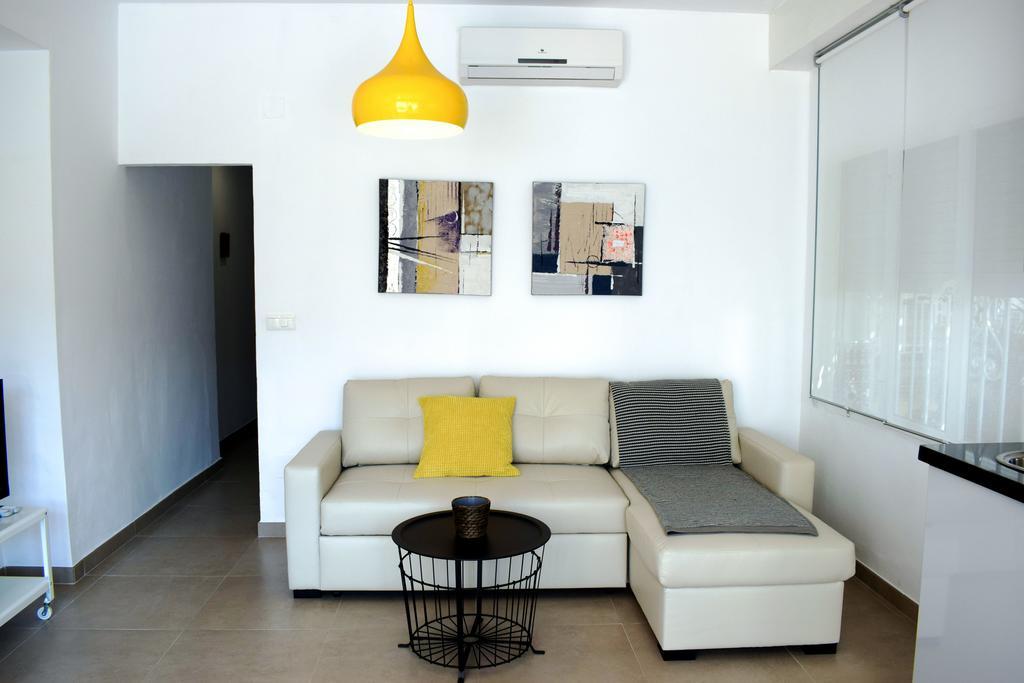 El Jardin BeNerja Apartment Bagian luar foto