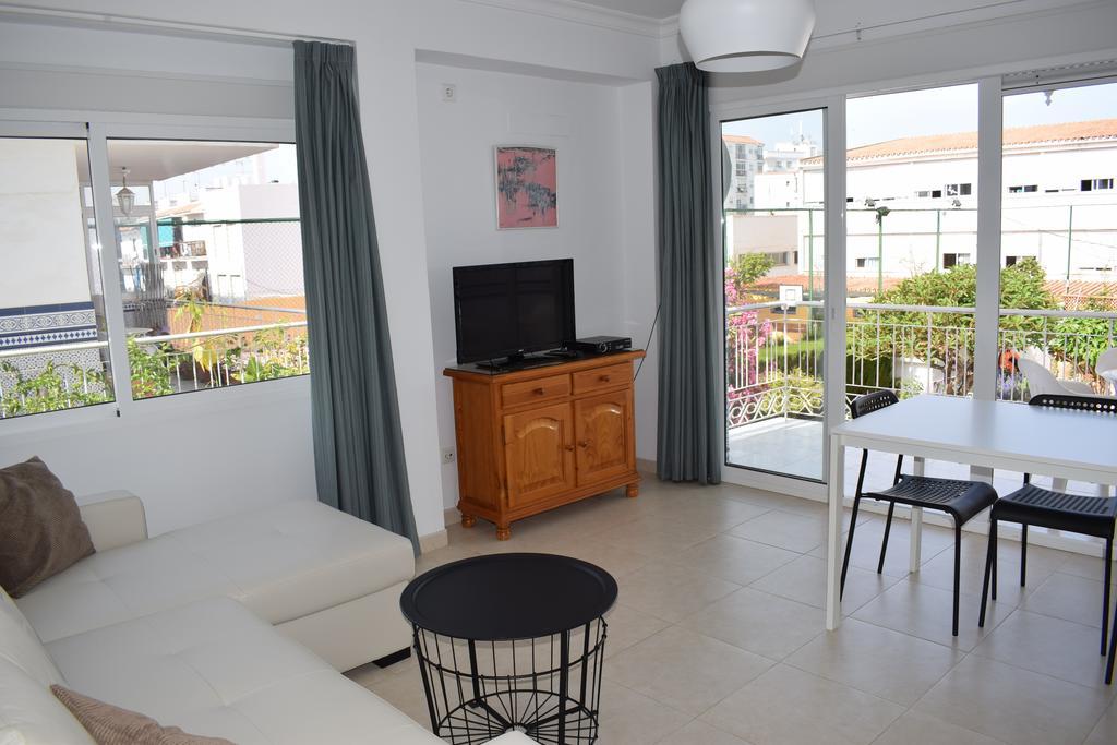 El Jardin BeNerja Apartment Bagian luar foto